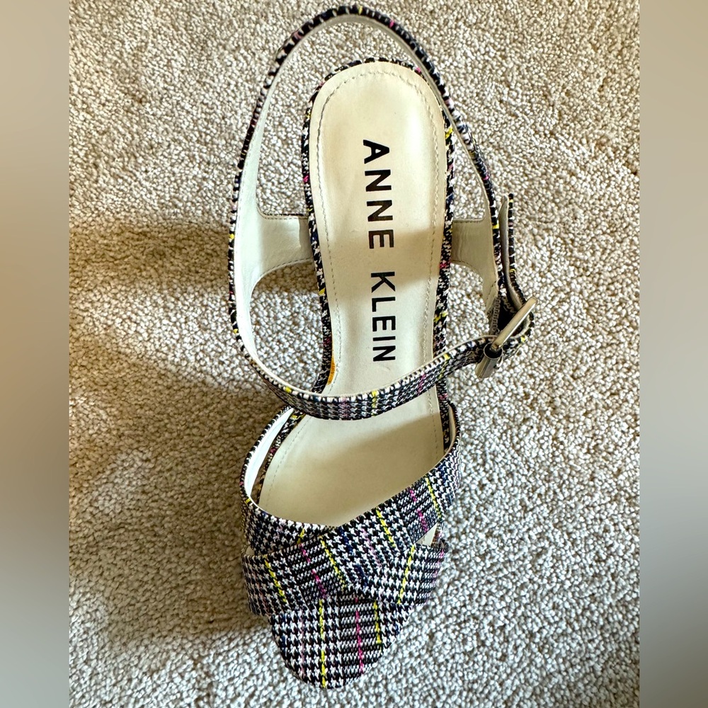 Anne Klein Multicolor Platform Sandals - Picture 3 of 4